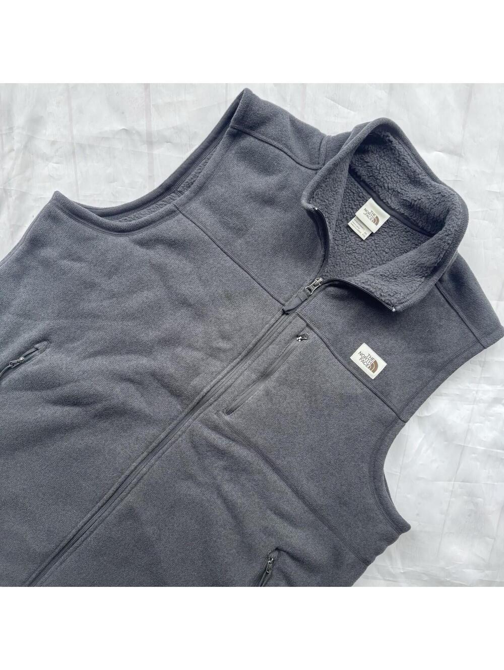 The North Face Fleece Vest Men’s XXL Gray Full Zip Outdoor Hiking Casual 2XL